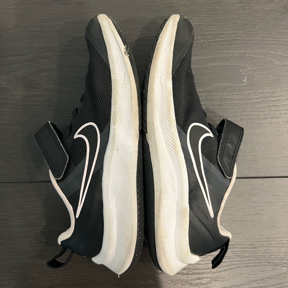 Nike Star Runner 3 Sneakers - 2.5Y - Picture 7 of 10